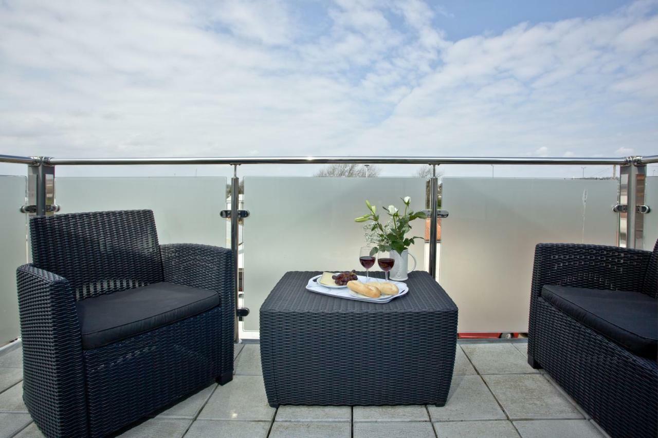 Sunnymead Penthouse, Exmouth Lägenhet Exteriör bild